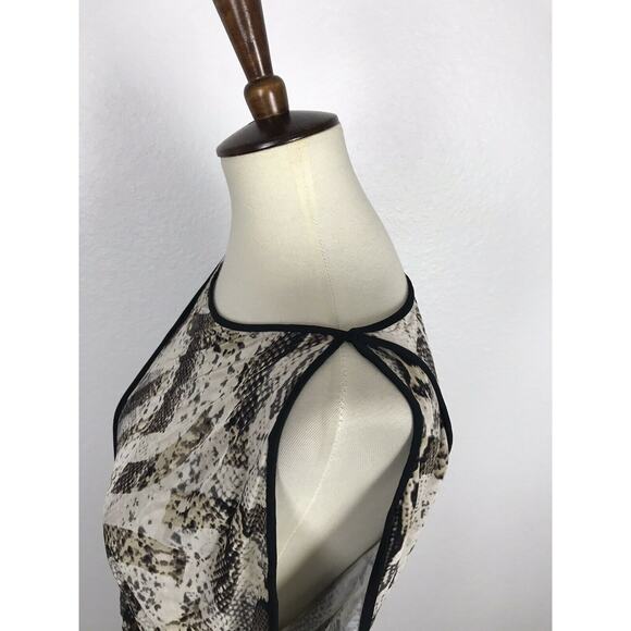 BCBGMaxAzria Print Stretch Bodycon Dress - Picture 10 of 12